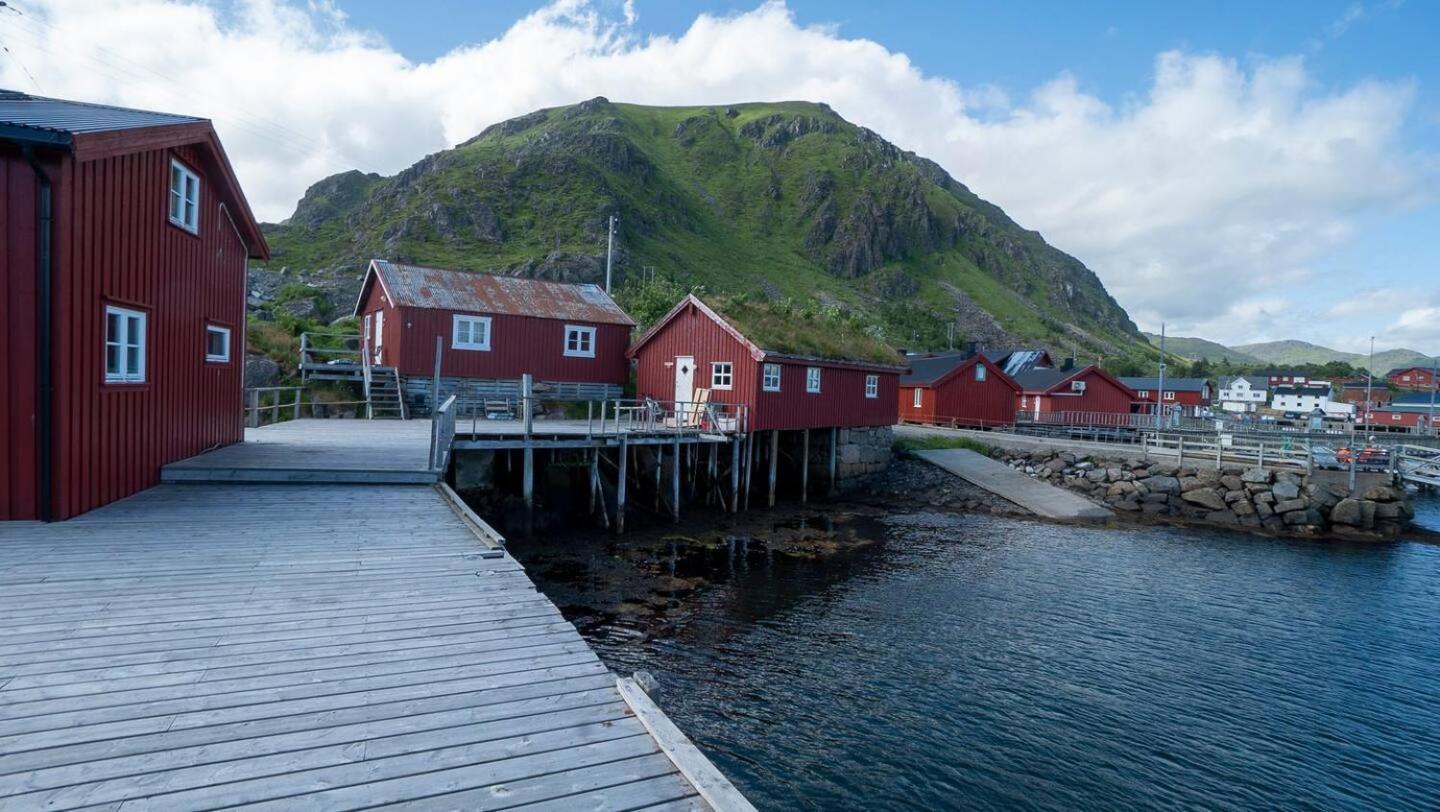 Real Fisherman'S Cabins In Ballstad, Lofoten Екстер'єр фото
